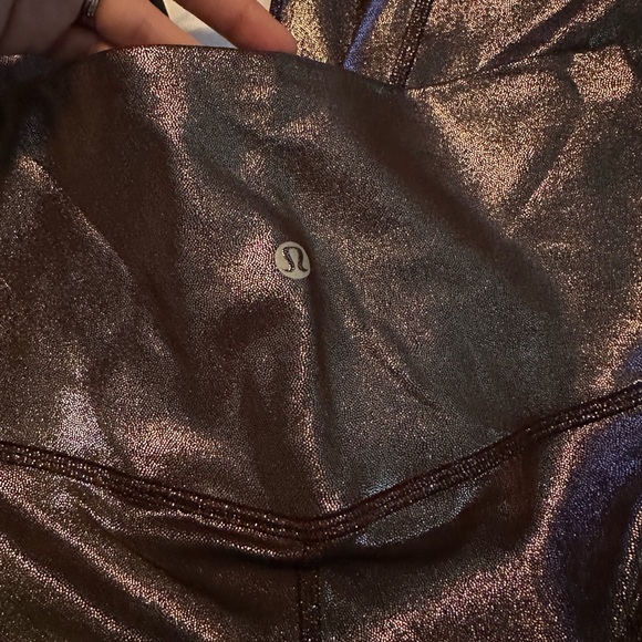 Size 6 Lululemon align high rise 25” pant - shine - Picture 5 of 7